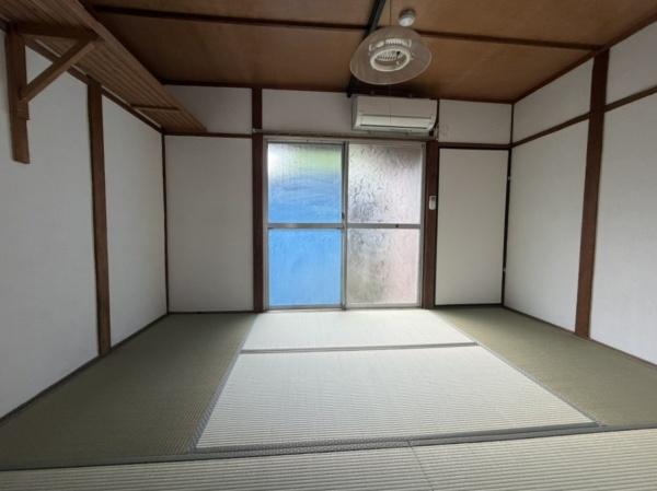 奈良市西大寺新田町のアパート