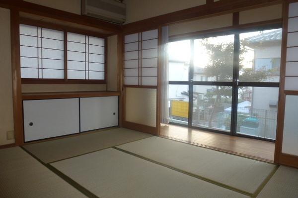 あやめ池南5丁目　貸家