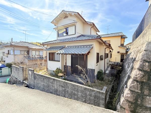 奈良市あやめ池南5丁目貸家