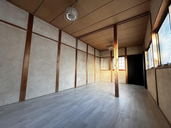 奈良市六条西４丁目の店舗（建物一部）