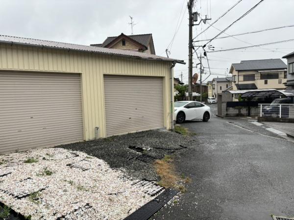 奈良市平松4丁目　貸倉庫
