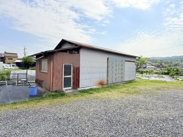 小瀬町貸倉庫