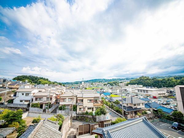 奈良市三碓１丁目のマンション
