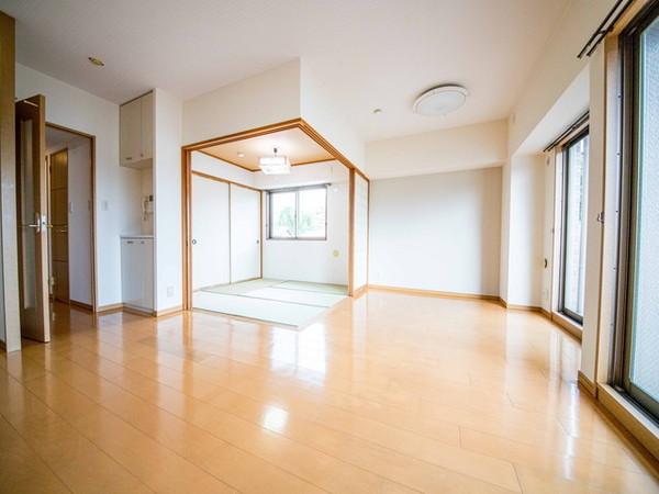 奈良市三碓１丁目のマンション