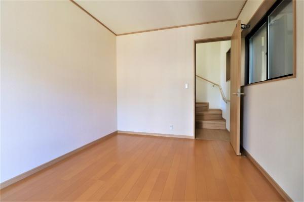 奈良市南紀寺町　貸家