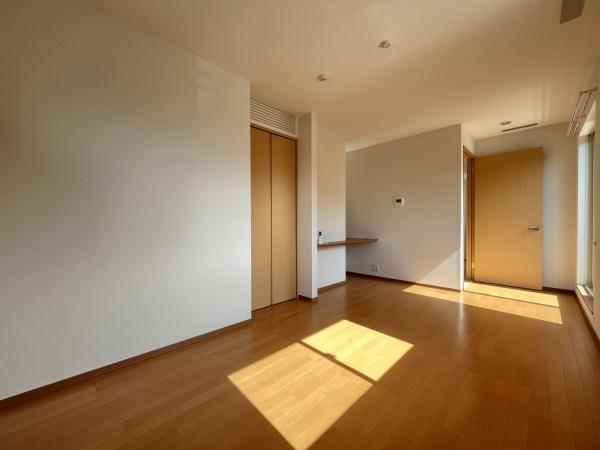 木津川市州見台６丁目の貸家