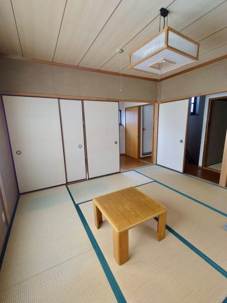 奈良市若葉台１丁目の貸家