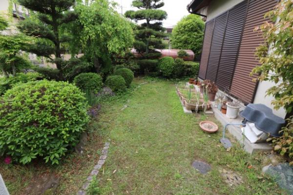 奈良市若葉台１丁目の貸家