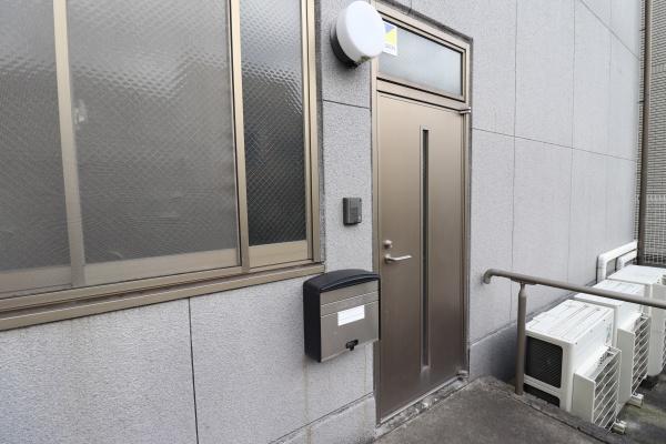 橿原市木原町の店舗（建物一部）