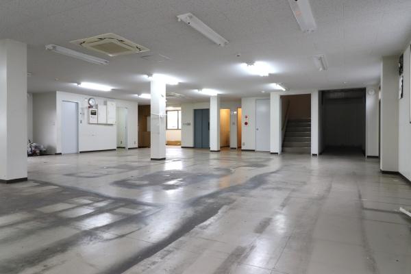 橿原市木原町の店舗（建物一部）