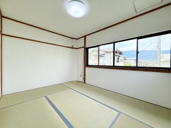 御所市栄町の貸家