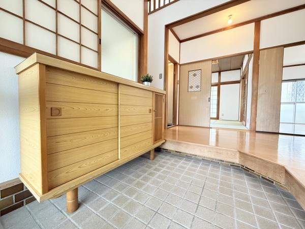 御所市栄町の貸家