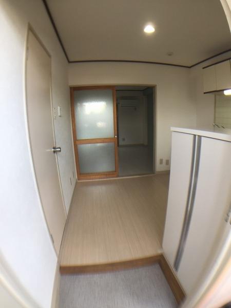 シャトルコウリン