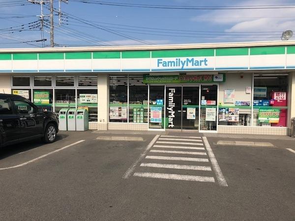 サンハイツ陽光台パート1(ファミリーマート星が丘三丁目店)