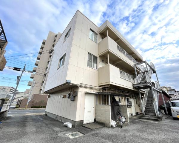 鶴田ビル