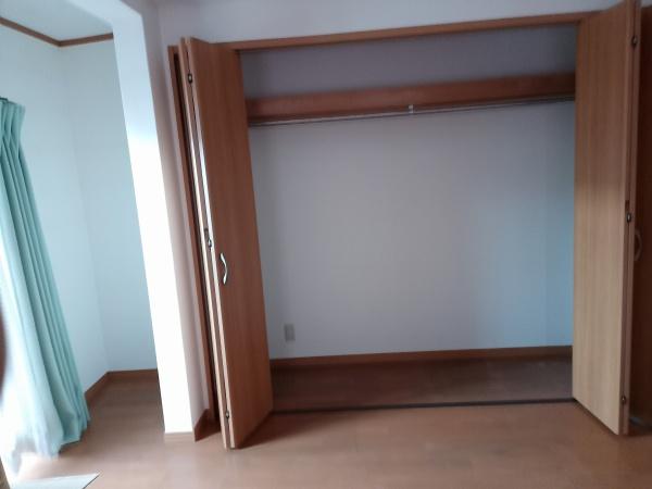 潮見町貸家