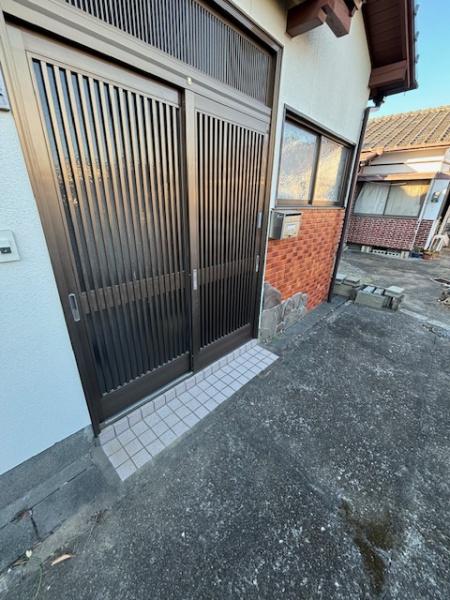 潮見町貸家