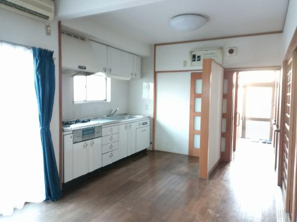 潮見町貸家