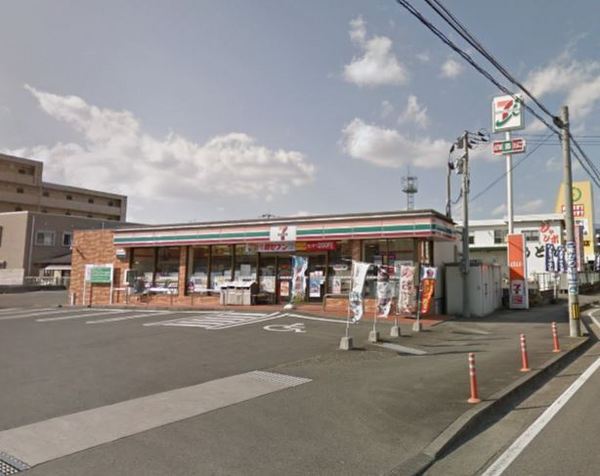 ソラーレ霧島(セブンイレブン宮崎祇園3丁目店)