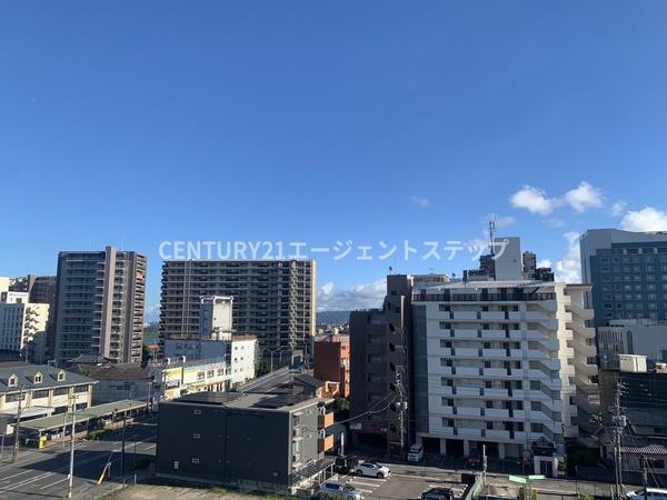 アリュール・アイ
