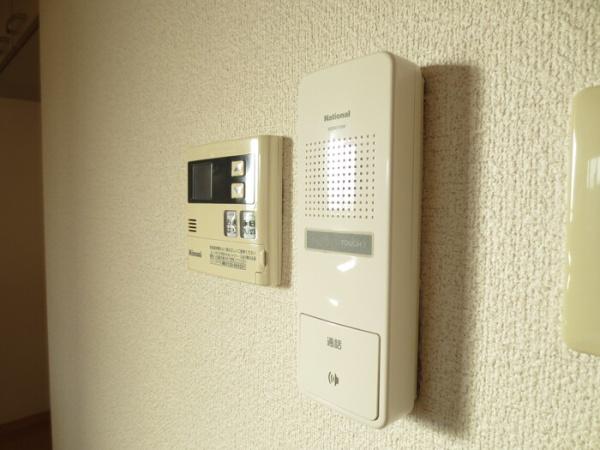 レ・フレール　イタキチ
