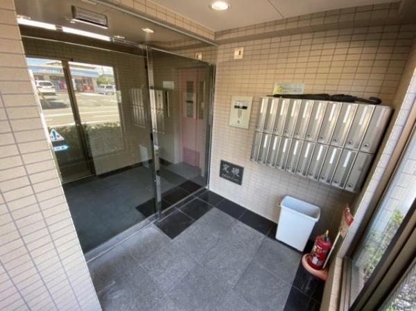 シャンテ恒久(エントランス)