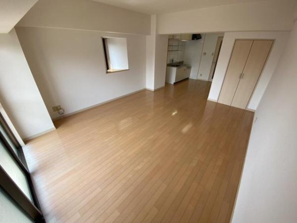 シャンテ恒久(リビング)