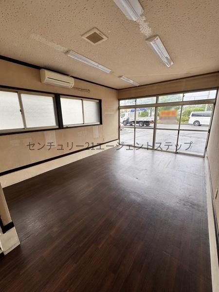 赤江中前店舗事務所