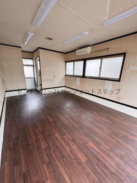 赤江中前店舗事務所