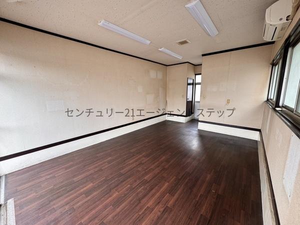 赤江中前店舗事務所