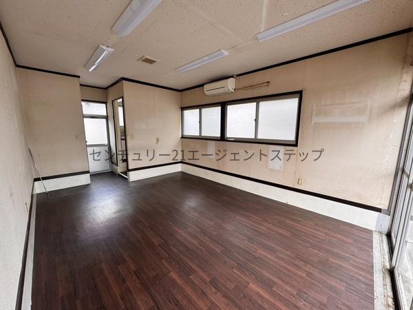 赤江中前店舗事務所