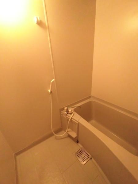 翠ヶ丘六番館