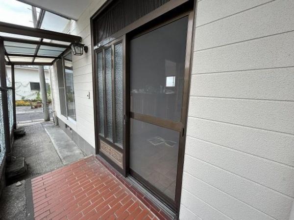 宮崎市出来島町の貸家