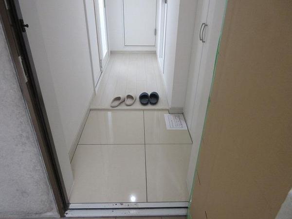 アルテマイスター谷川(玄関)