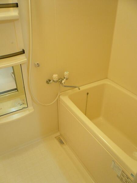 エステートヒルズ　Ｂ