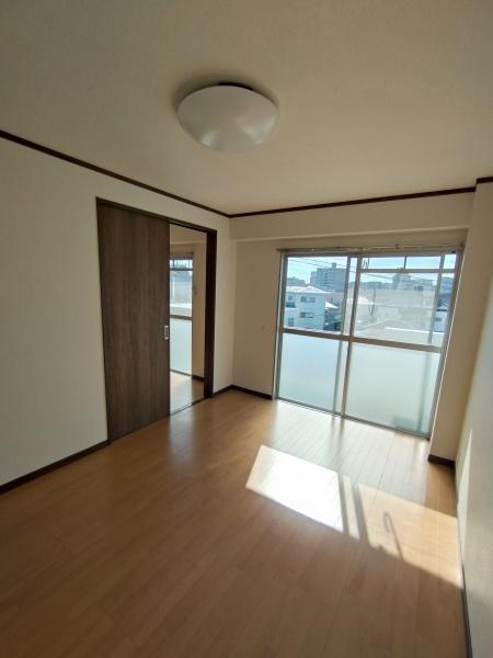 ワンヒルズマンション(洋室)