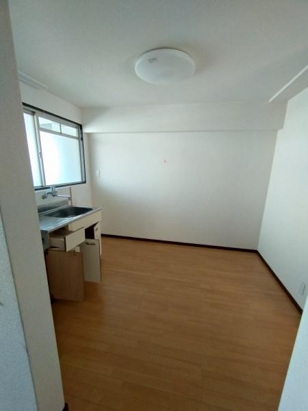 ワンヒルズマンション(リビング)