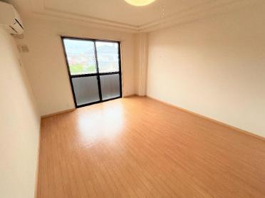 ハート・ピュア宇和田(リビング)