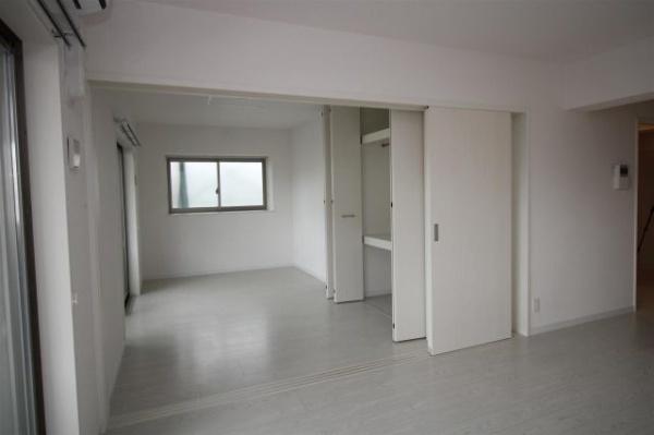 ヒカオオリエントマンション南館