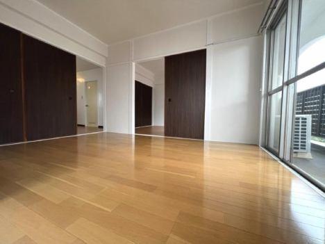 ファーストライフ江平