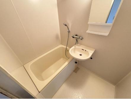 レジデンス和知川原Ｃ棟