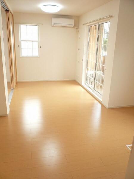 ユニゾン・ベル　シス