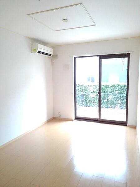 サンシャイン　レジデンス　Ａ棟