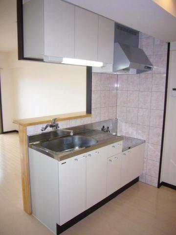 ヴィラ　ミモザ