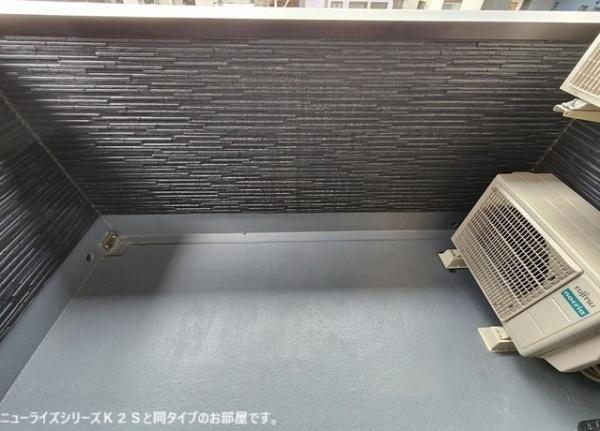 シャルフ　赤江　３