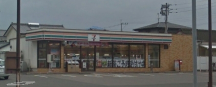 ル　レーヴB(セブンイレブン宮崎小松店)