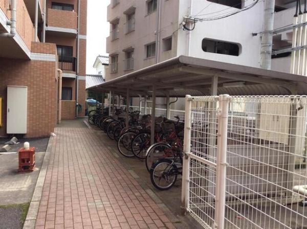 松橋マンション