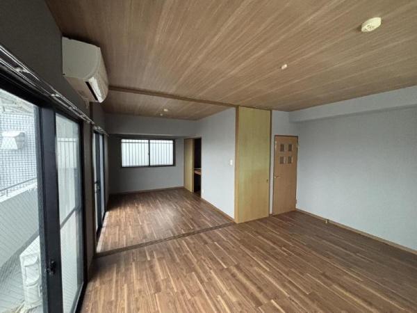 インコート小松