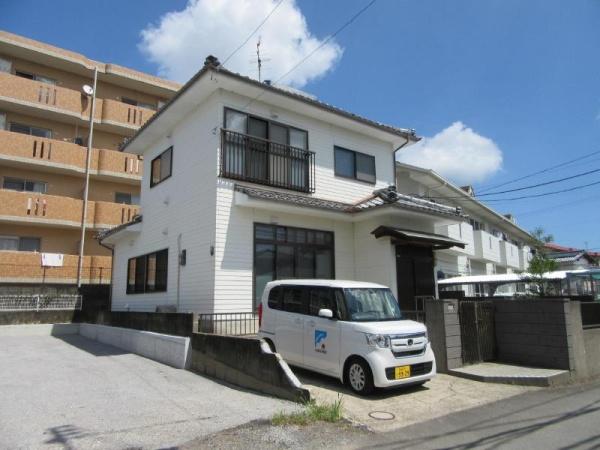 大塚町窪田貸家