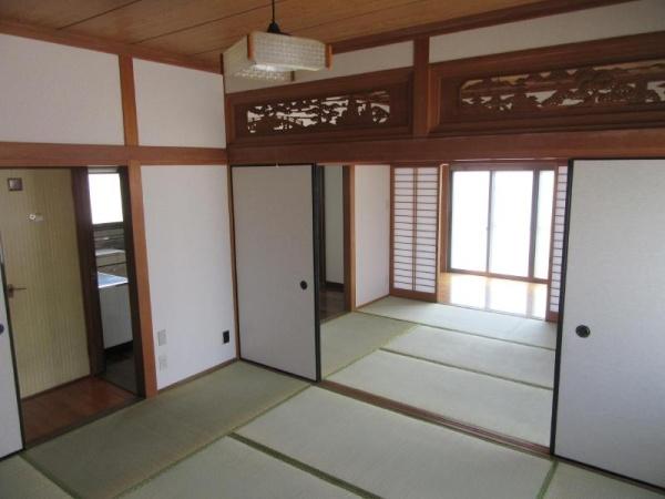 大塚町窪田貸家